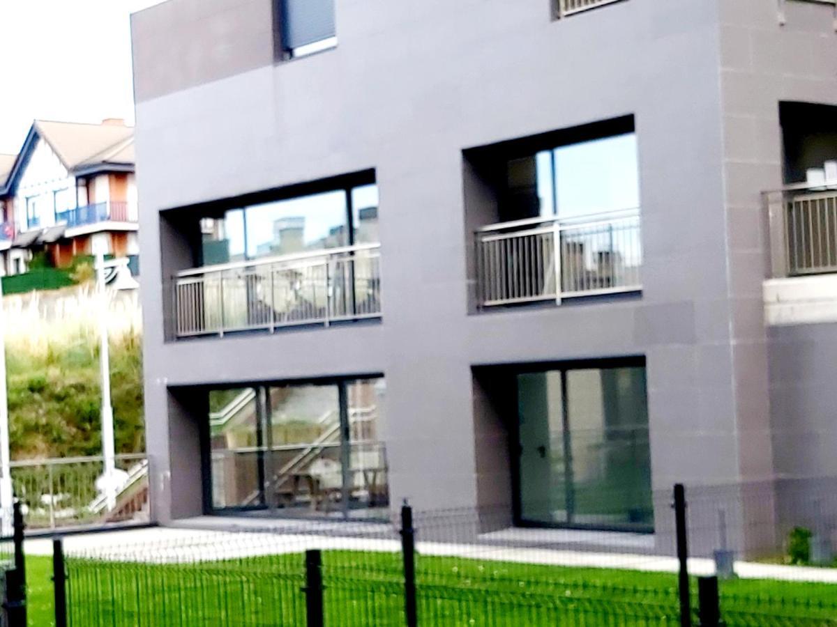 Costa Norte Gym Apartamento Con Terraza Garaje Y Piscina Castro Urdiales Exterior photo